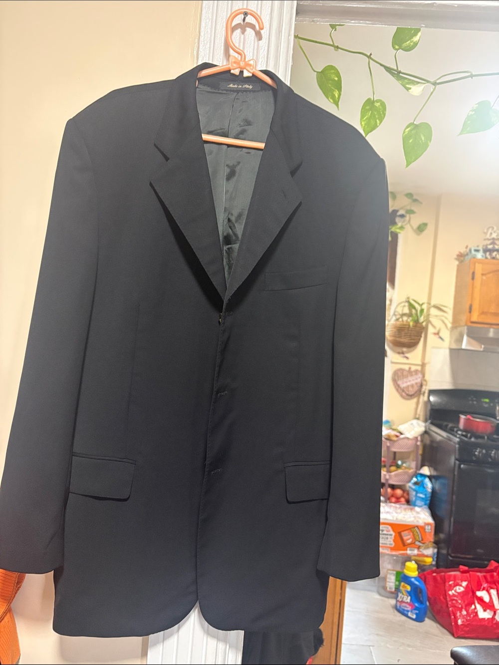 Classic Men's Black Single-Breasted Suit Jacket